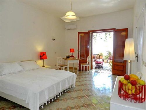 La Dolce Vita Residence Positano Esterno foto