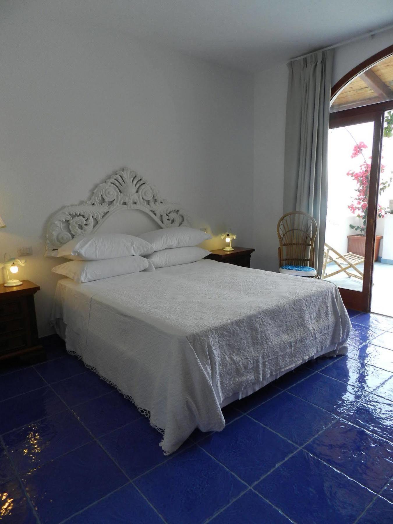 La Dolce Vita Residence Positano Esterno foto