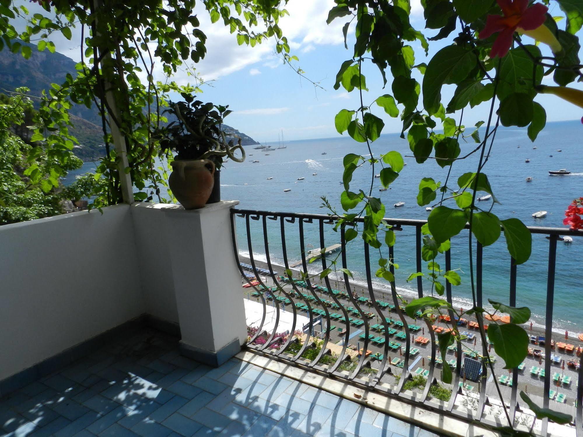 La Dolce Vita Residence Positano Esterno foto